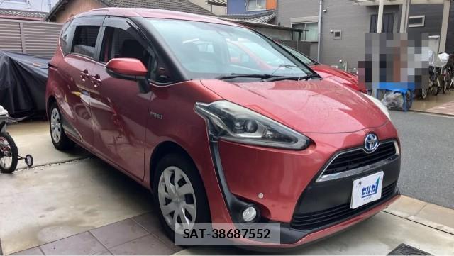 Toyota SIENTA 2017-06 8280967-11