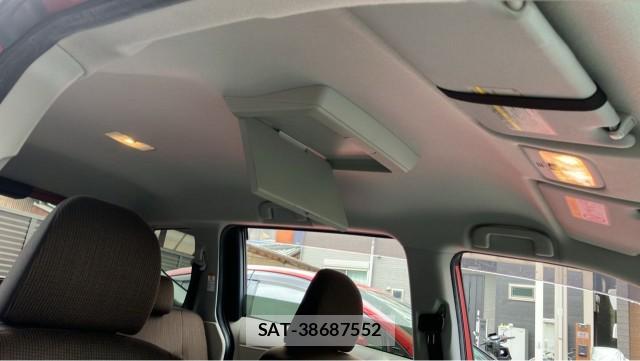 Toyota SIENTA 2017-06 8280967-15