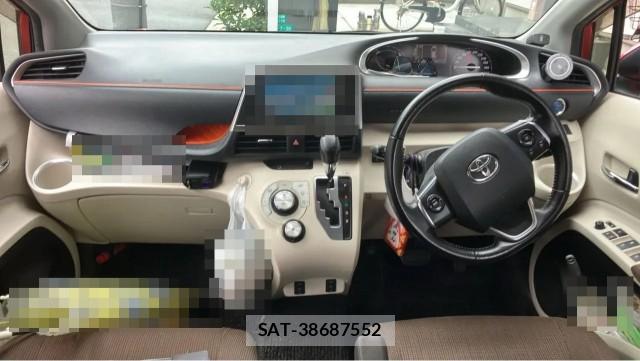 Toyota SIENTA 2017-06 8280967-2