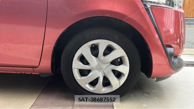 Toyota SIENTA 2017-06 8280967-8