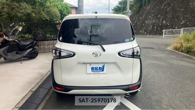 Toyota SIENTA 2019-01 8280997-1