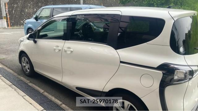 Toyota SIENTA 2019-01 8280997-10