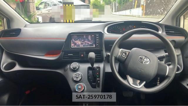 Toyota SIENTA 2019-01 8280997-2