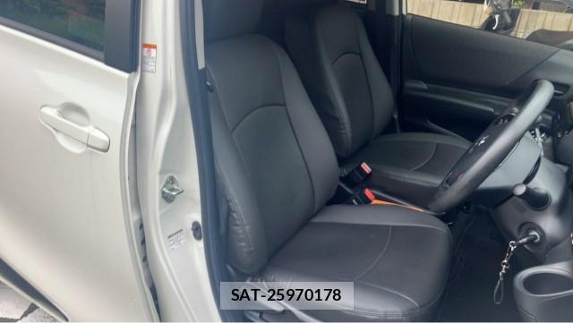 Toyota SIENTA 2019-01 8280997-5
