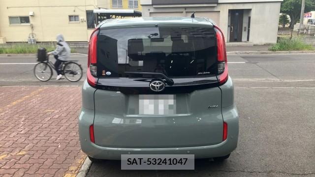 Toyota SIENTA 2025-07 8281039-1