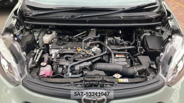 Toyota SIENTA 2025-07 8281039-7