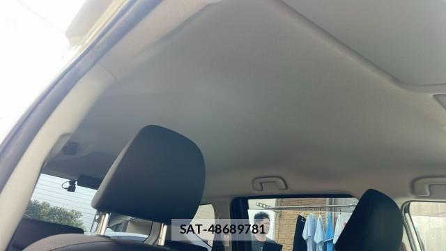 Toyota SIENTA 2019-04 8281181-15