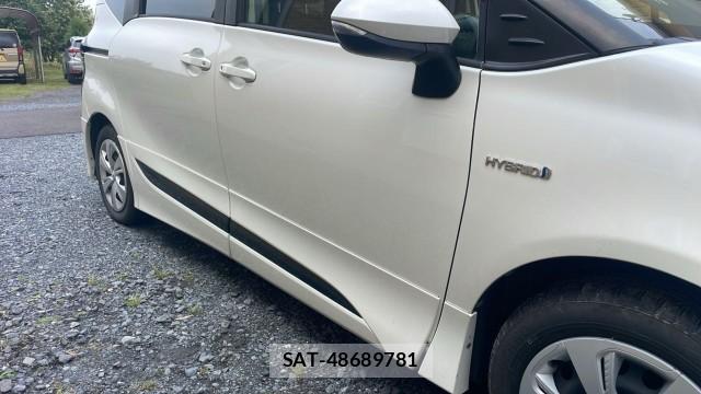 Toyota SIENTA 2019-04 8281181-3