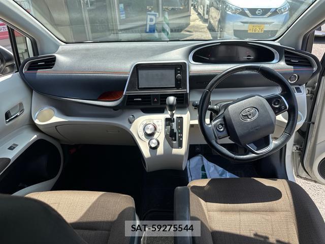 Toyota SIENTA 2018-05 8281197-1