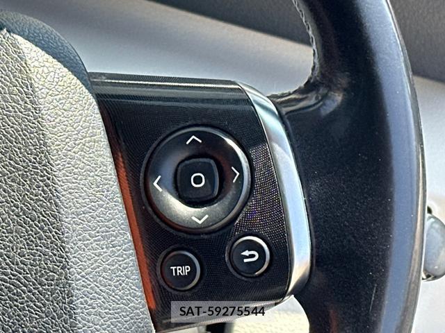 Toyota SIENTA 2018-05 8281197-17