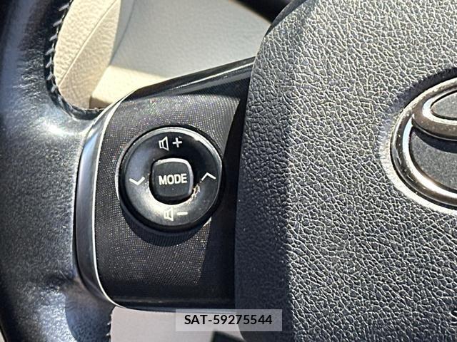 Toyota SIENTA 2018-05 8281197-18