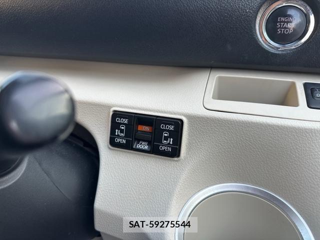 Toyota SIENTA 2018-05 8281197-7