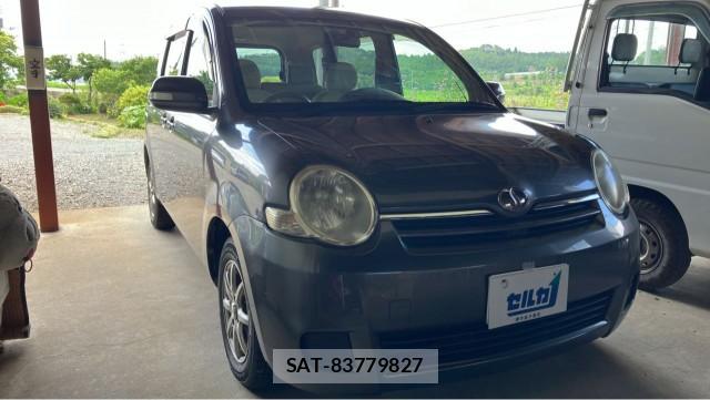 Toyota SIENTA 2008-01 8281357-11