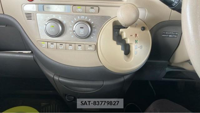 Toyota SIENTA 2008-01 8281357-14