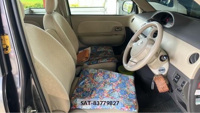 Toyota SIENTA 2008-01 8281357-5