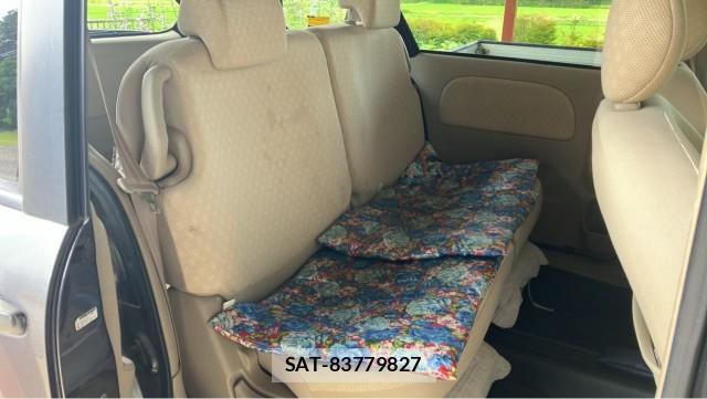 Toyota SIENTA 2008-01 8281357-6