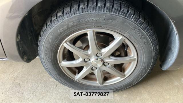 Toyota SIENTA 2008-01 8281357-8