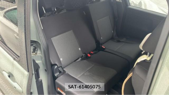 Toyota SIENTA 2025-04 8281476-6
