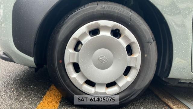 Toyota SIENTA 2025-04 8281476-8
