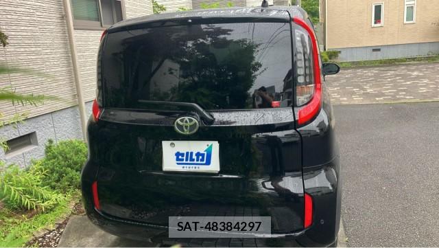 Toyota SIENTA 2024-08 8281589-1