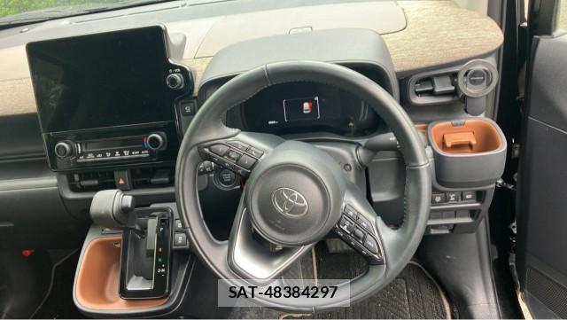 Toyota SIENTA 2024-08 8281589-16
