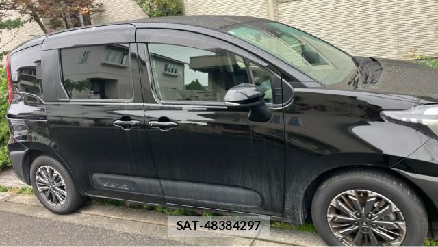 Toyota SIENTA 2024-08 8281589-3
