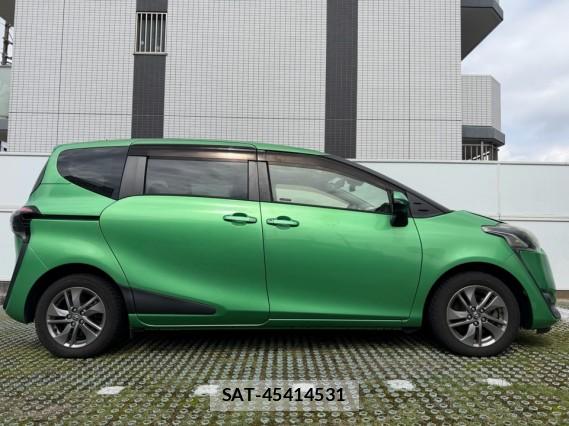 Toyota SIENTA 2016-01 8281684-3