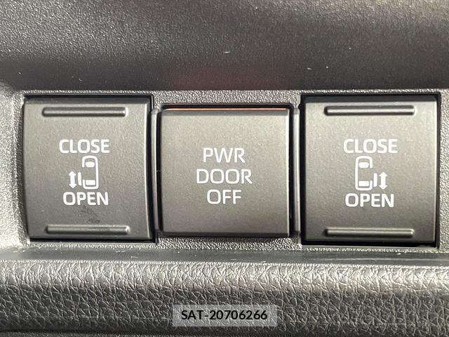 Toyota SIENTA 2024-04 8281794-3