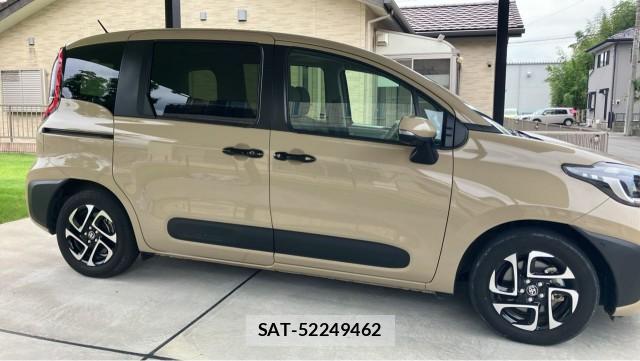 Toyota SIENTA 2024-08 8281896-10