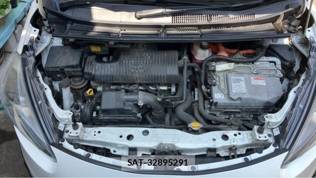 Toyota SIENTA 2016-08 8282132-7