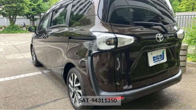 Toyota SIENTA 2016-01 8282294-13