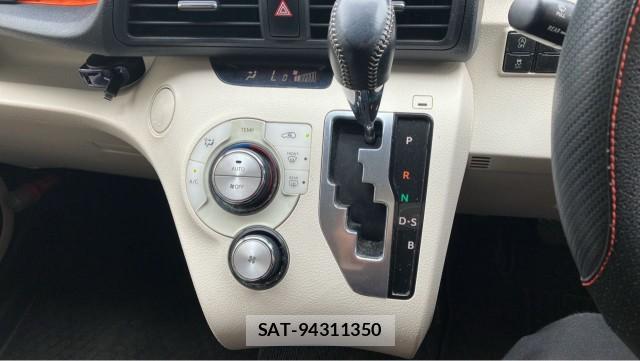 Toyota SIENTA 2016-01 8282294-14