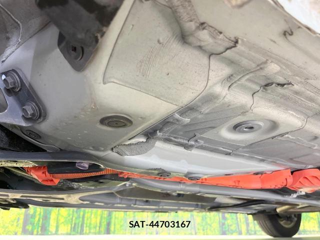 Toyota SIENTA 2023-07 8282621-18