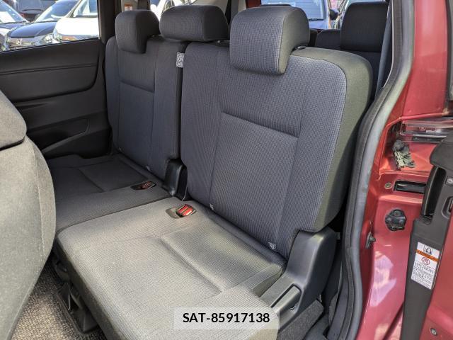 Toyota SIENTA 2015-07 8282696-6