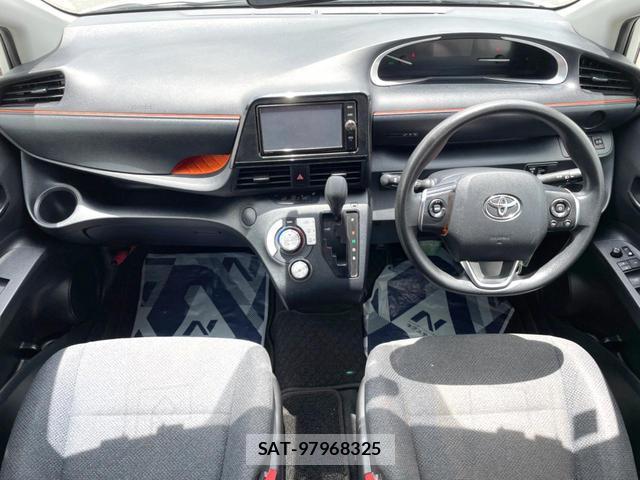 Toyota SIENTA 2017-05 8282713-1