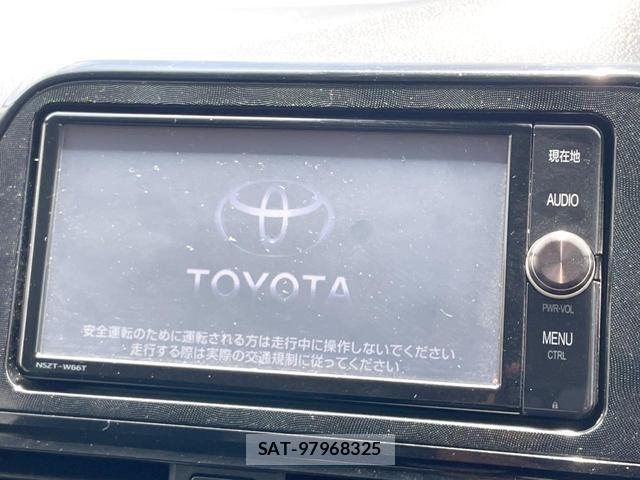Toyota SIENTA 2017-05 8282713-2
