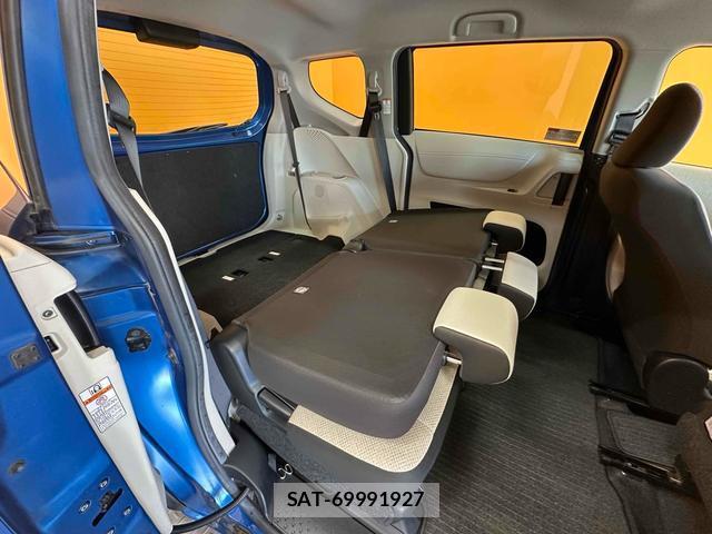 Toyota SIENTA 2017-05 8282786-17