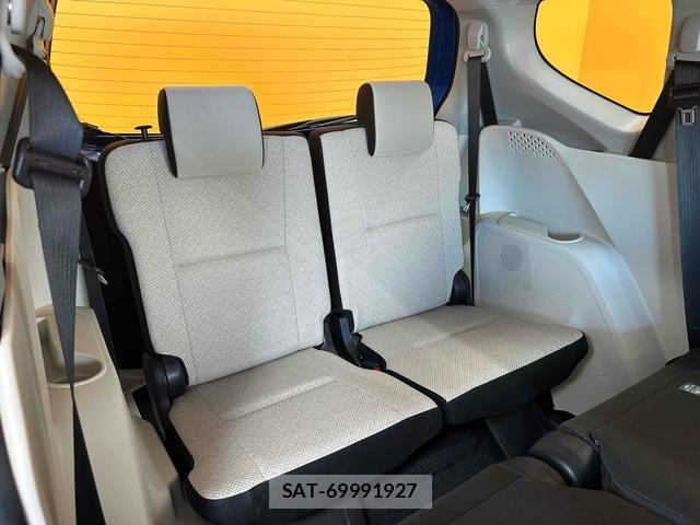 Toyota SIENTA 2017-05 8282786-19