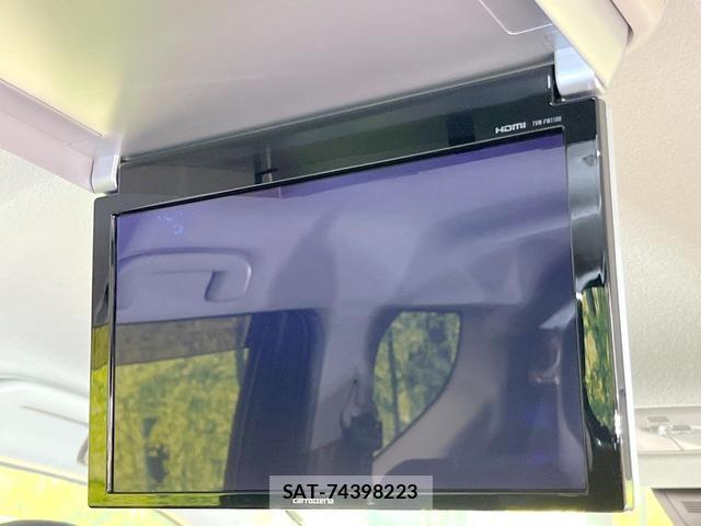 Toyota SIENTA 2019-04 8282897-3