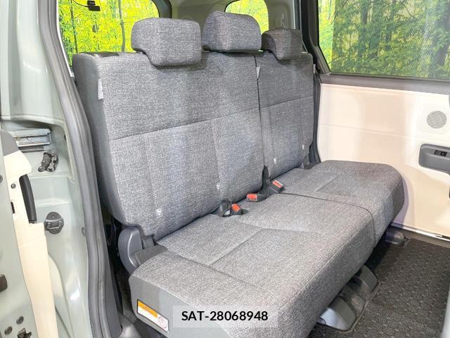 Toyota SIENTA 2023-09 8282913-7