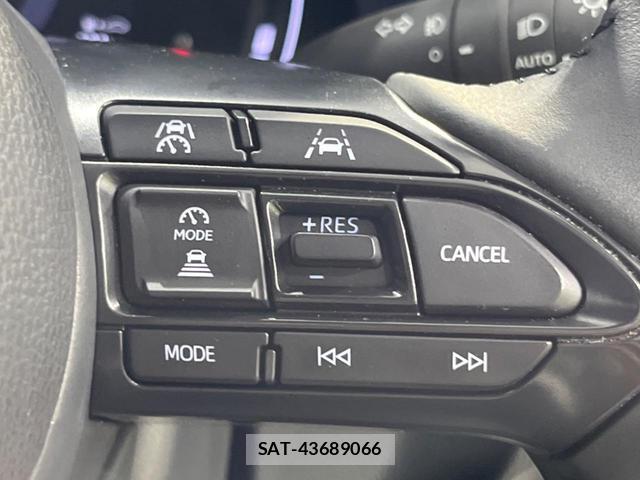 Toyota SIENTA 2024-08 8283148-5