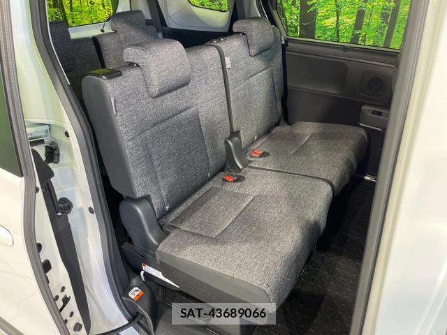 Toyota SIENTA 2024-08 8283148-9