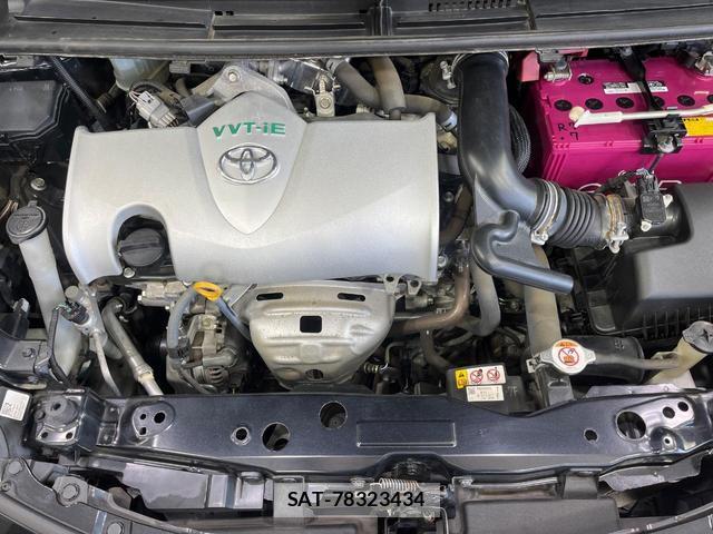 Toyota SIENTA 2018-08 8283183-17