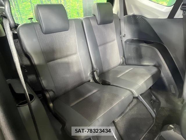 Toyota SIENTA 2018-08 8283183-9