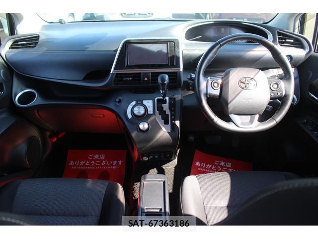 Toyota SIENTA 2021-01 8283509-2
