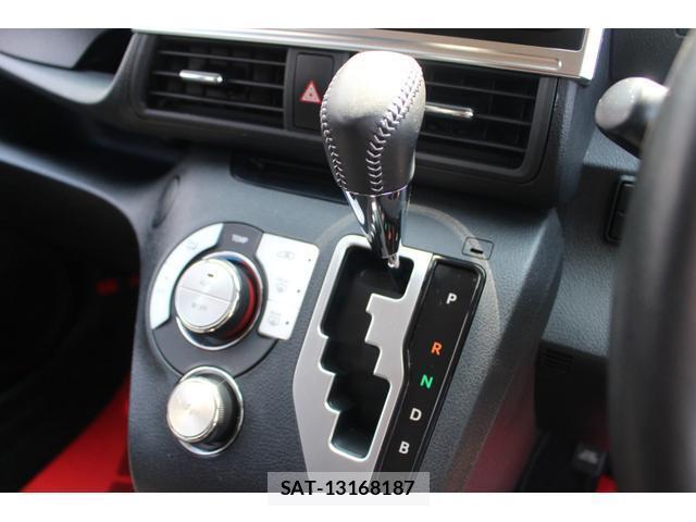 Toyota SIENTA 2020-06 8283519-5