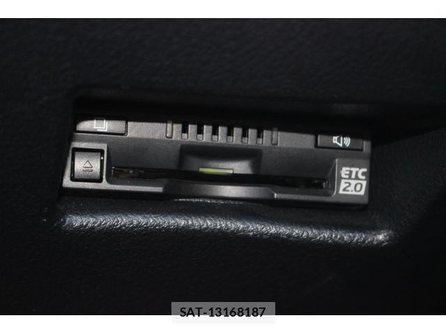 Toyota SIENTA 2020-06 8283519-6