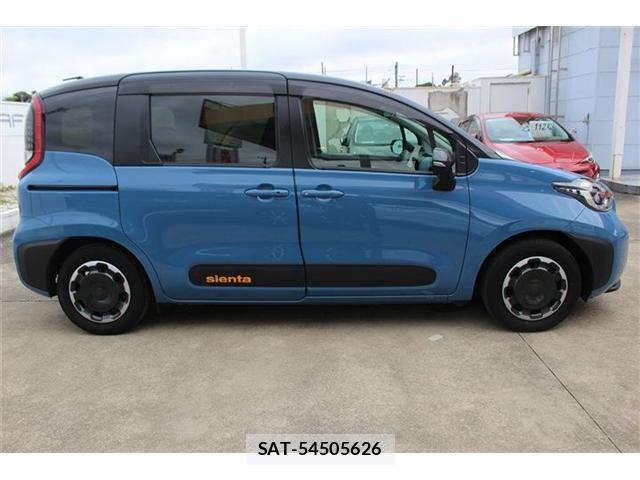 Toyota SIENTA 2023-04 8283539-13