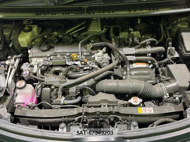 Toyota SIENTA 2024-09 8283642-17