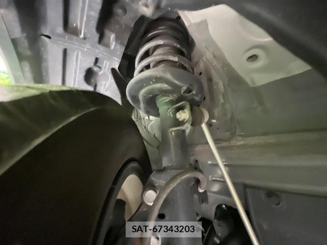 Toyota SIENTA 2024-09 8283642-19